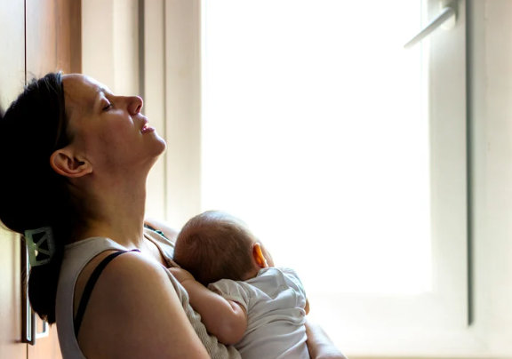 5 Realistic Sleep Tips for Exhausted New Parents